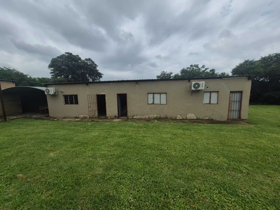 10 Bedroom Property for Sale in Mooinooi North West